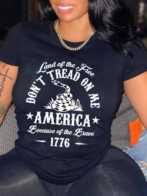 Funny T shirt Dont Tread On Me