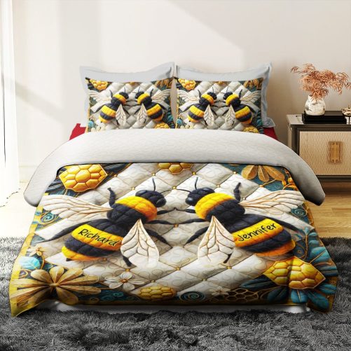 Personalized Gifts For Bee Lovers Quilt Bedding Set Special Line