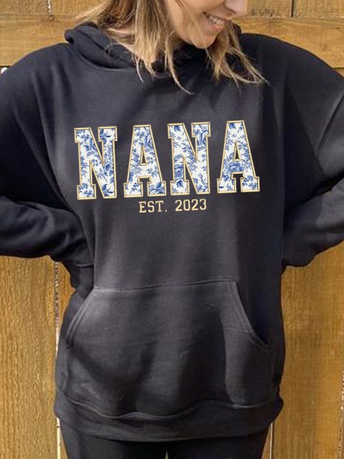 Personalized Grandma Hoodie Grandma Est Floral Pattern Custom Title And Year Gift For Grandma 4